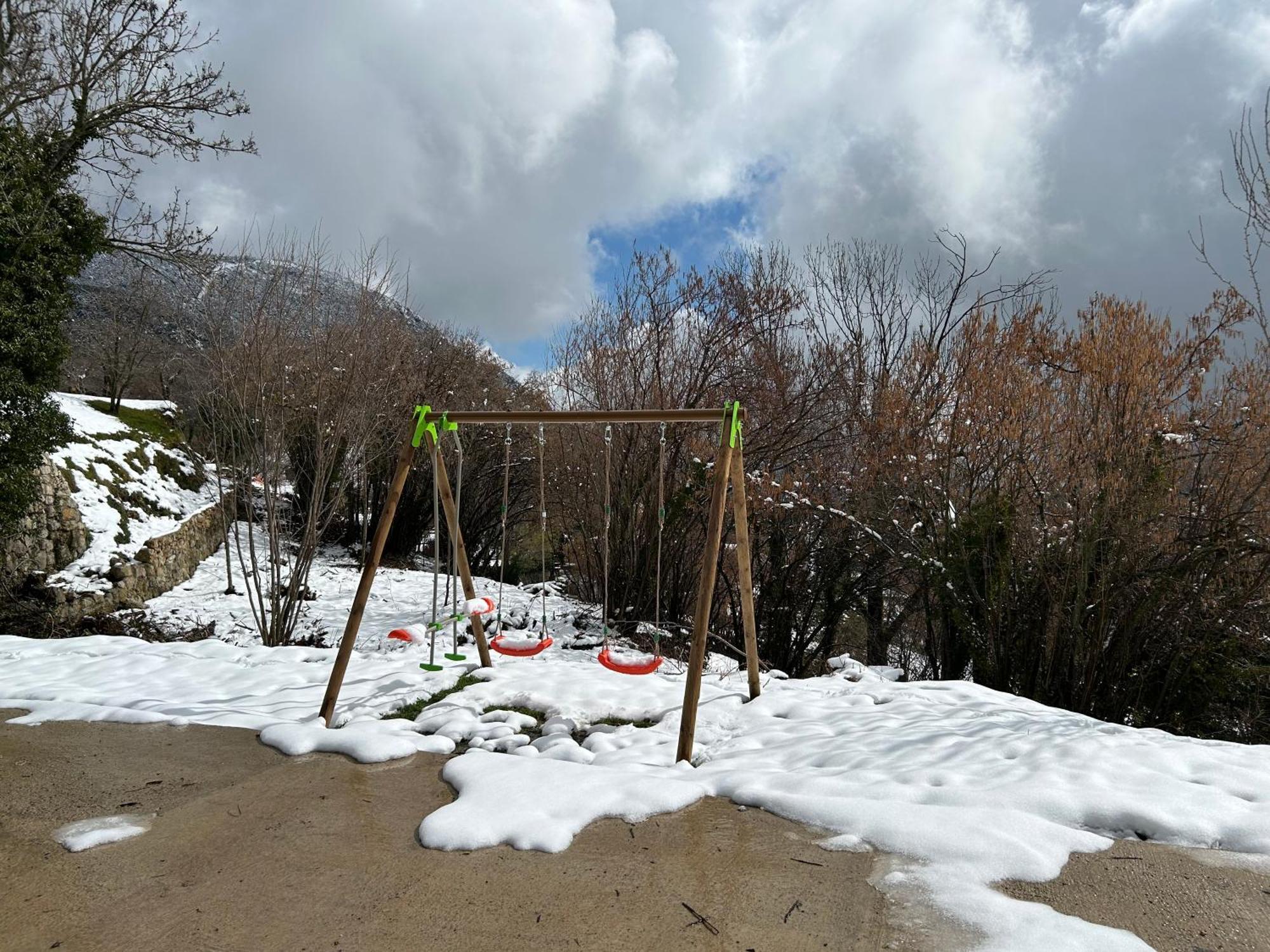 Castellar del Riu Casa De Les Escoles, Espinalbet - Alberga מראה חיצוני תמונה